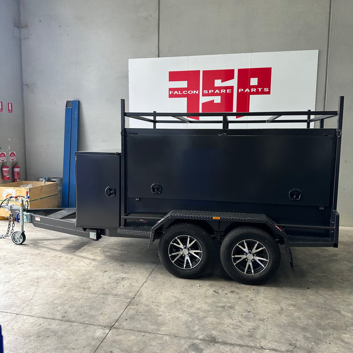 8x5 Tradesman Top with electric locks, drawers & compressor box - 14" alloy wheels