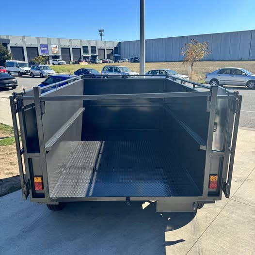 8x5 Tipper Tandem Trailer with 1m Sides