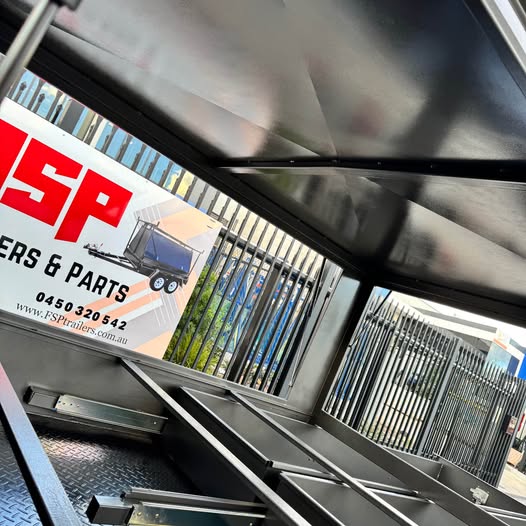 8x5 Tradesman Trailer Sq Design with Drawers