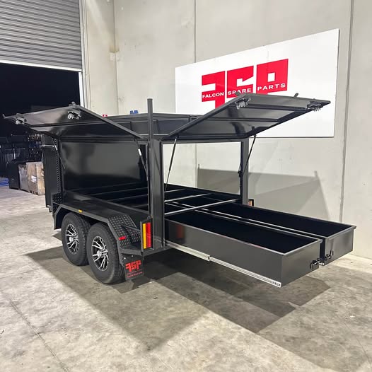 8x5 Tradesman Top with Drawers, 15" Alloy Wheels