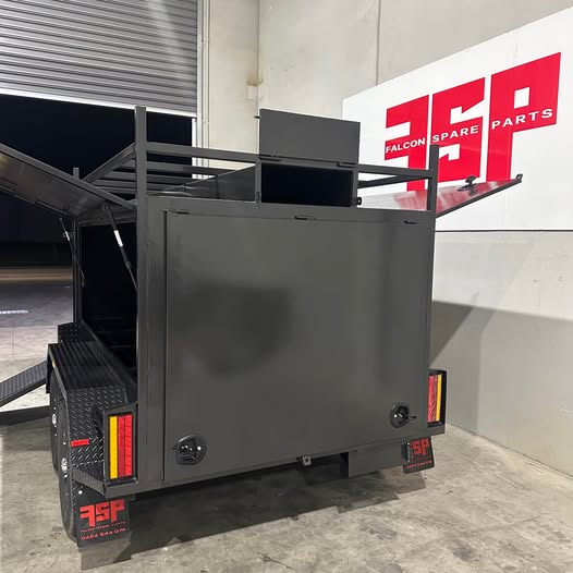 8x5 Tradesman Top with Drawers, 15" Alloy Wheels