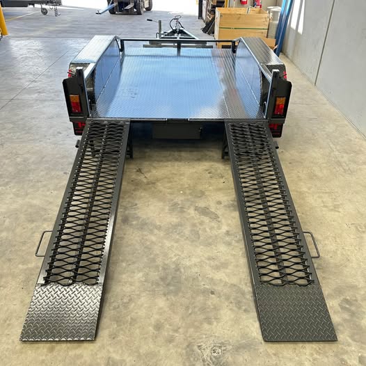 8x5 Scissor Lift/Plant & Equipment/Machinery/Excavator Trailer with Mesh Ramps
