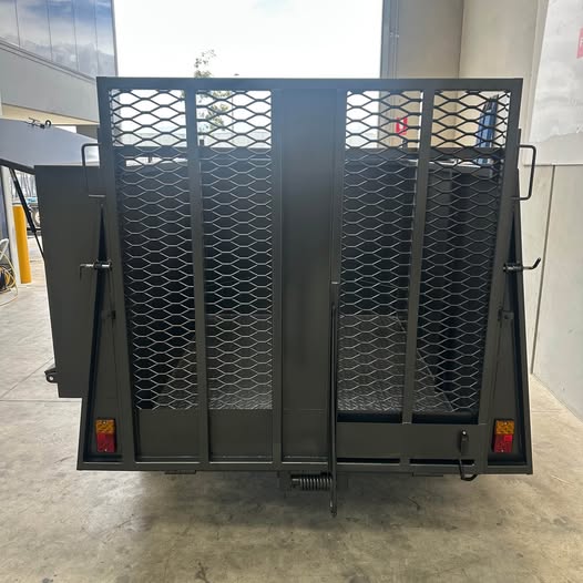 7x5 Lawn Mower/Gardener Trailer with Mesh Ramp - FSP Trailers and Parts