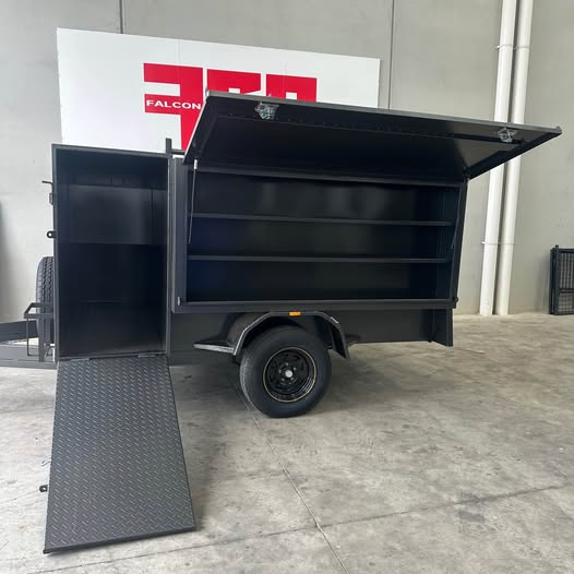 7x5 Lawn Mower/Gardener Trailer with Mesh Ramp