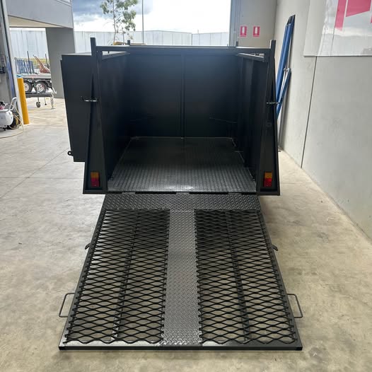 7x5 Lawn Mower/Gardener Trailer with Mesh Ramp