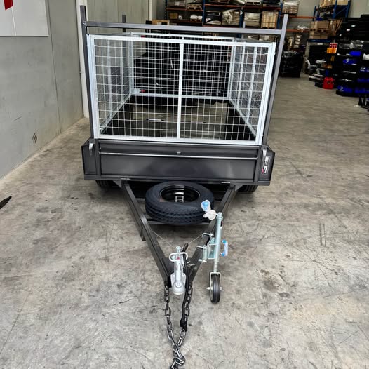8x5 Box Trailer Tandem Axle With Ramps, Rack, Electric Brakes & 900mm cage
