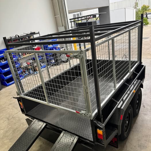 8x5 Box Trailer Tandem Axle With Ramps, Rack, Electric Brakes & 900mm cage - FSP Trailers and Parts