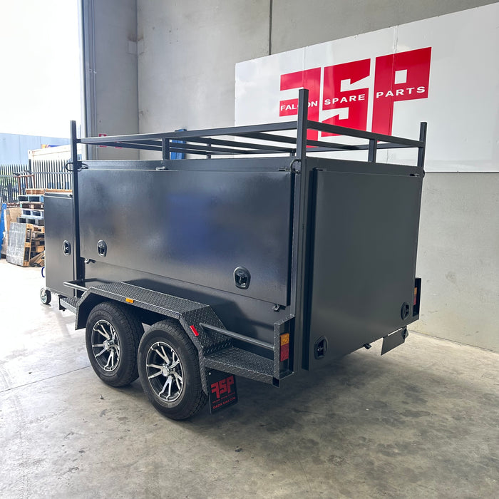 8x5 Tradesman Top with electric locks, drawers & compressor box - 14" alloy wheels