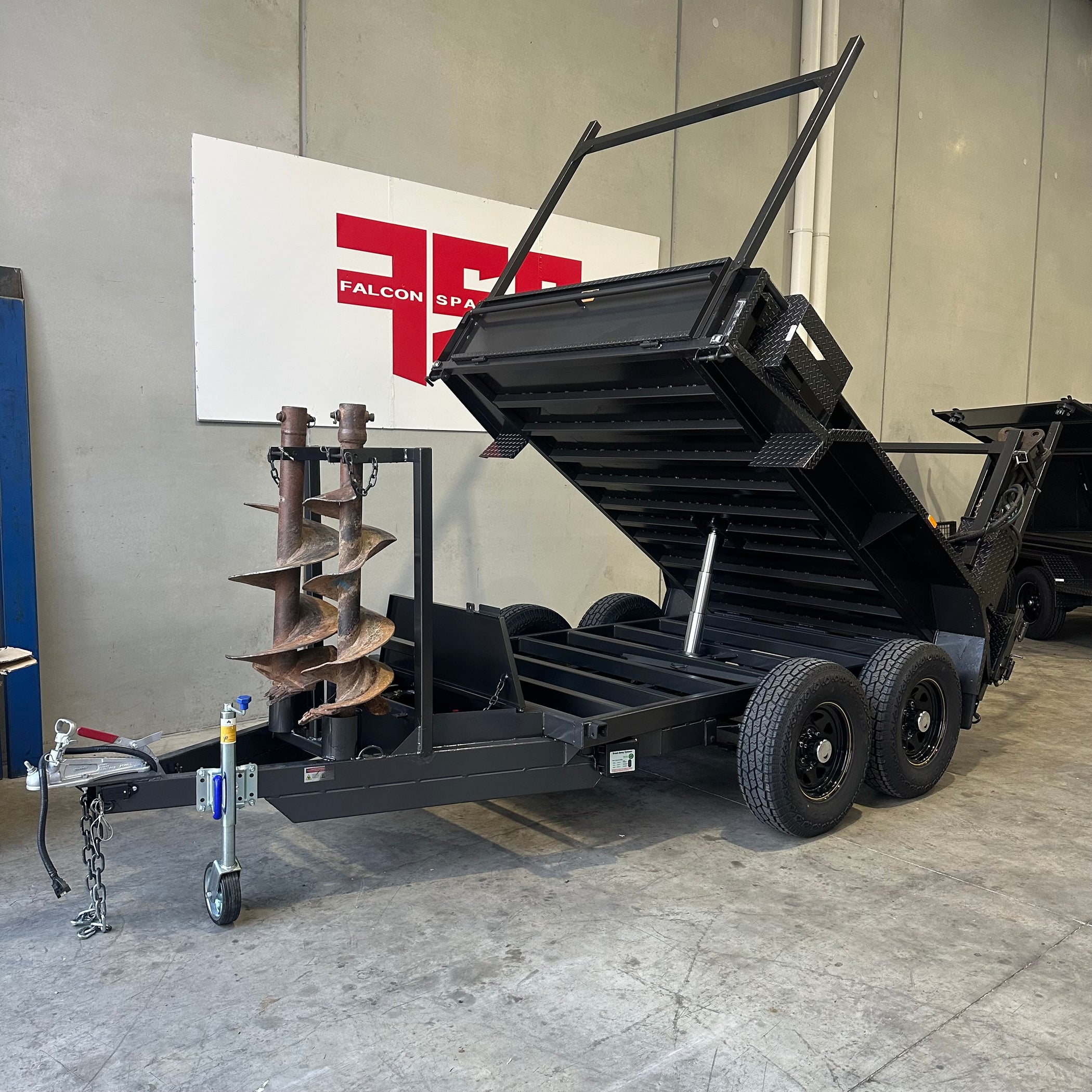 9x5 Tipper Tandem Trailer with Excavator Use Upgrades, Removable Racks ...
