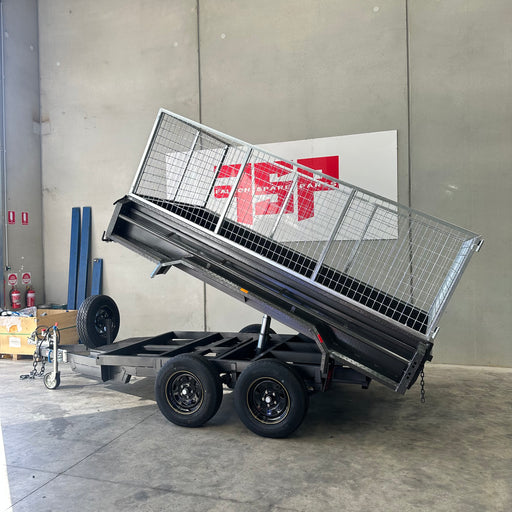 10x5 Tipper Trailer with Slide in ramps and 900mm Cage